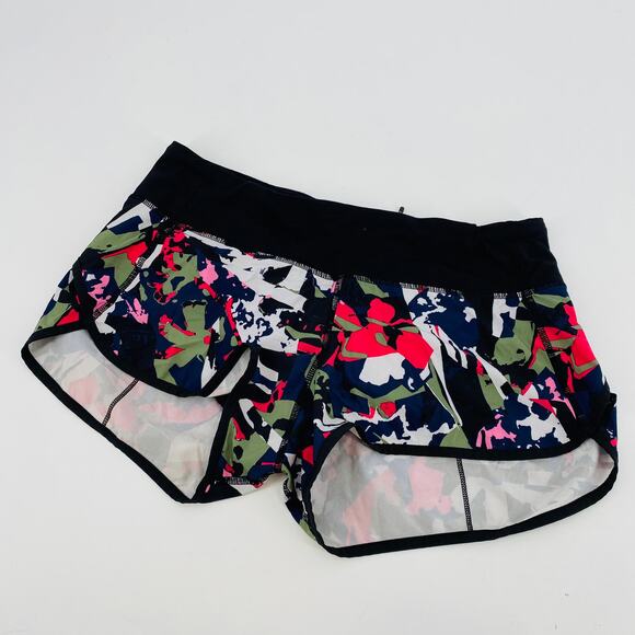 lululemon 4 floral black Speed Short - Picture 3 of 3